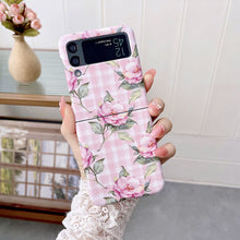 Load image into Gallery viewer, Plaid Flower Phone Case For Samsung Galaxy Flip5 Flip4 Flip3
